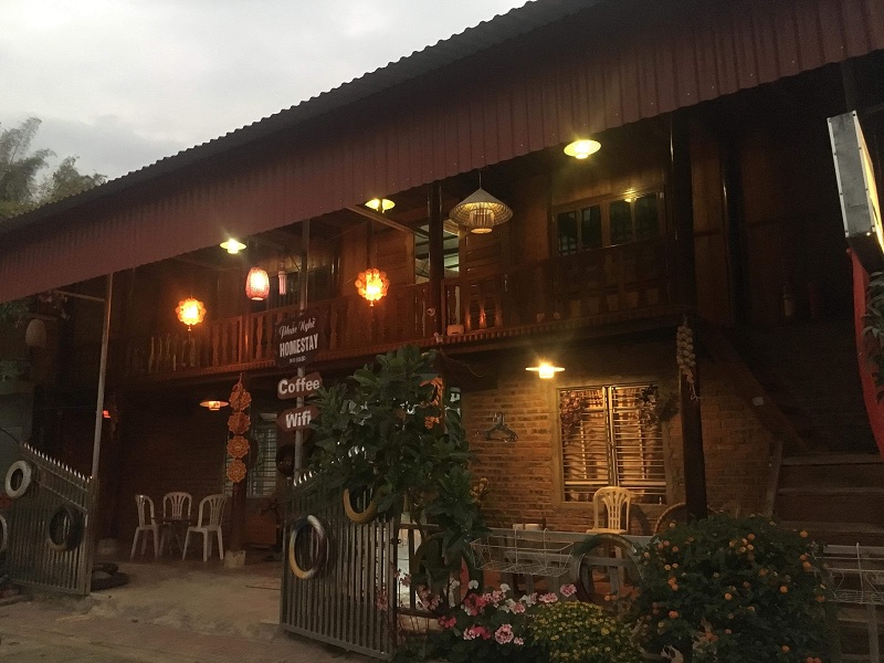 Phắc Nghè Homestay.