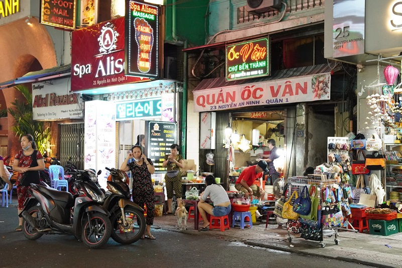 Quán Ốc Vân.