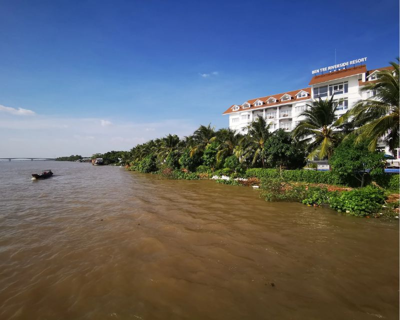 Đánh giá Bến Tre Riverside Resort.